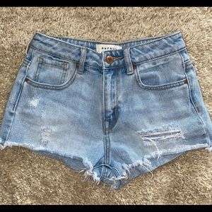 High rise denim light washed shorts